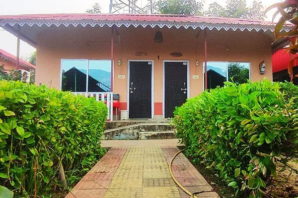 Hill View Cottages