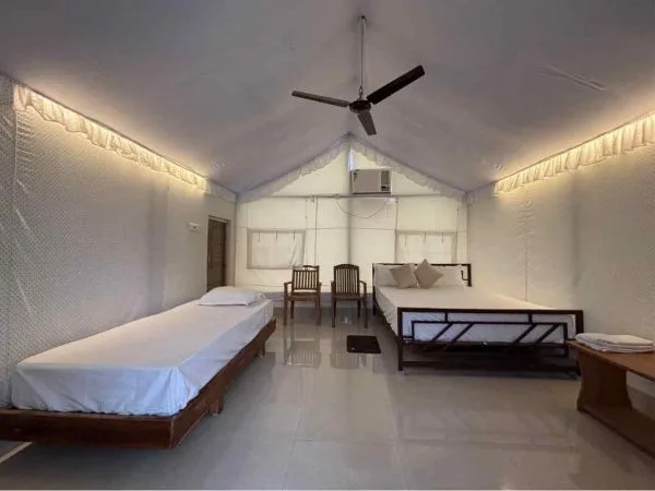malgudi-tent-bedroom-3